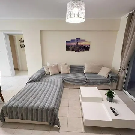 113 Apartment, A 2-bedroom Escape Apartament *