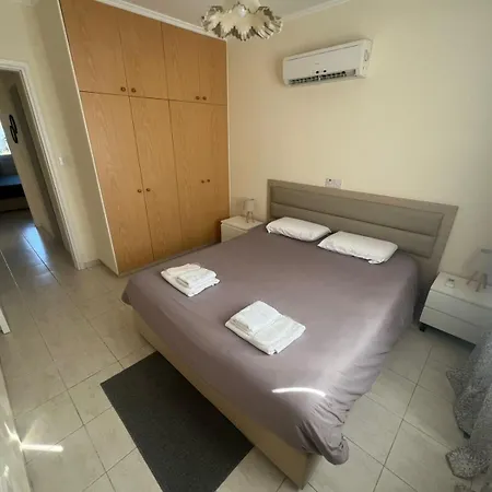 Lejlighed 113 Apartment, A 2-bedroom Escape *