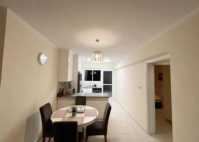 113 Apartment, A 2-bedroom Escape Lejlighed Paphos