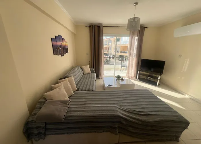 113 Apartment, A 2-bedroom Escape